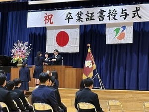 02.jpg