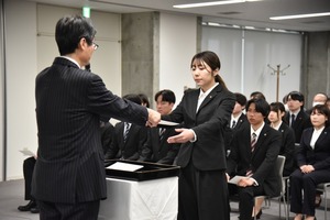 20250401_入庁式・永年勤続表彰_0046.jpg