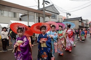20250413_分水おいらん道中_29.jpg