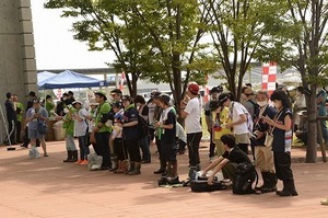スワローズ稲刈り (7).jpg