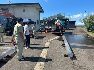 下水道管点検車・清掃車の実演 (1).jpg