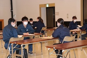 新規学卒就職者歓迎会 (20).jpg