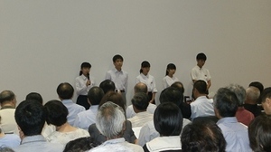 s-次第5:平和大使「学び」の報告の様子D.jpg