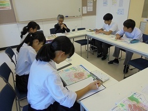 s-被爆体験講話の様子.jpg